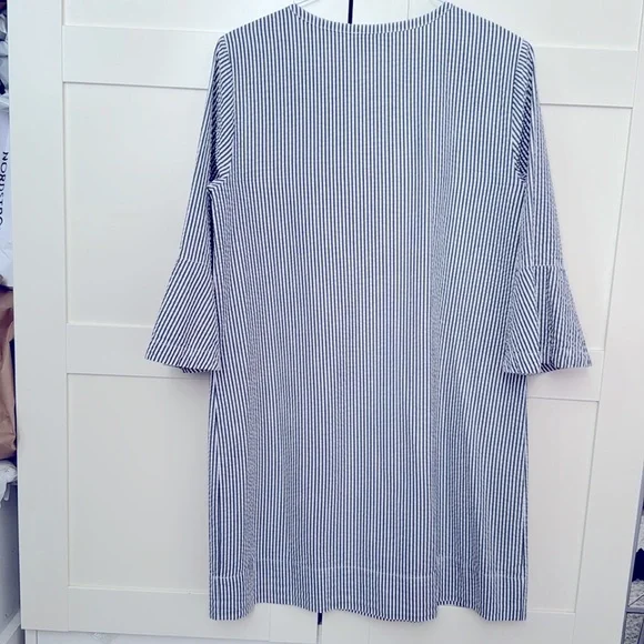 Draper James Seersucker Blue and White Shift Dress w/ 3/4 bell sleeves - Picture 7 of 9